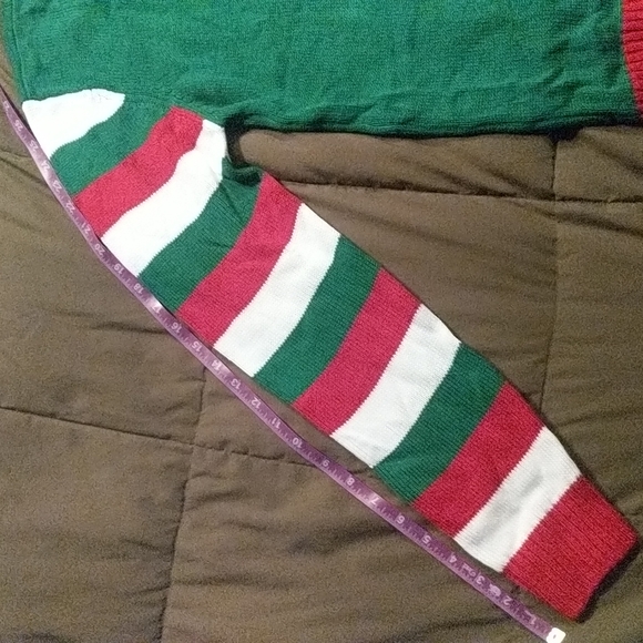 Ugly Christmas Sweater Kit (New) - Picture 2 of 16